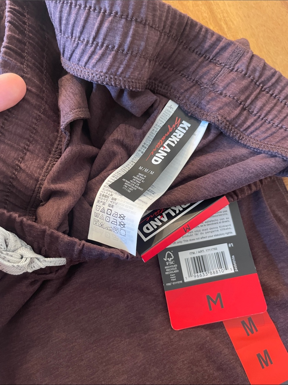 NWT Kirkland Signature Women’s Joggers - wine/maroon - Picture 5 of 6